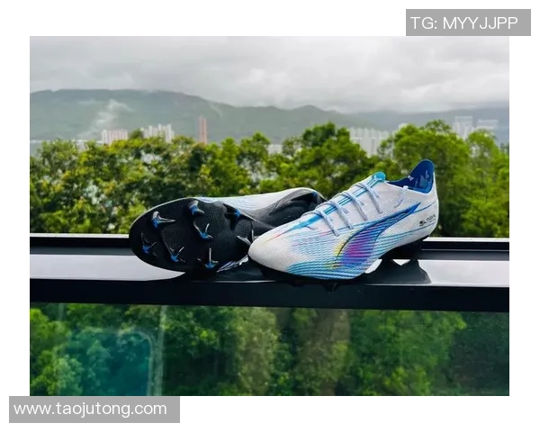 Puma球星系列足球鞋打造极速动感与完美控球体验的创新之选