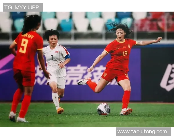 中国女足明星生活照曝光 展现球场外的真实魅力与个性风采