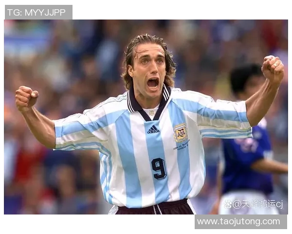 全球足球百大球星前十名揭晓 谁将成为历史最佳球员的王者 全球足球百大球星前十名揭晓 谁将成为历史最佳球员的王者