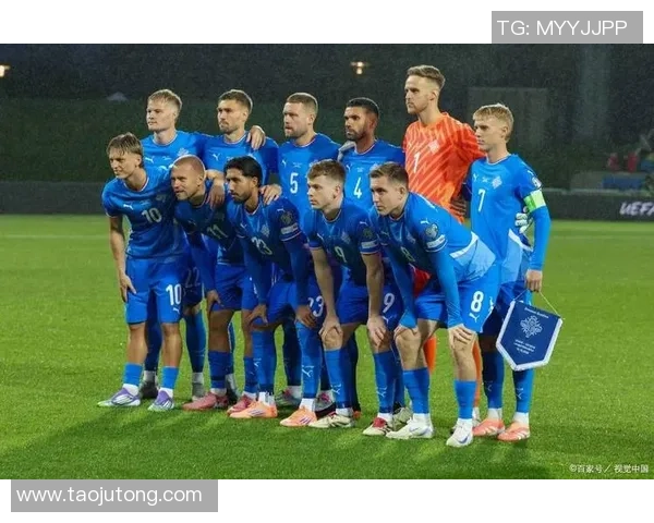 捷克足球传奇球星的辉煌历程与绿茵场上的非凡贡献